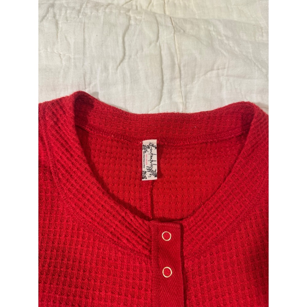 Intimately Free People Going Places Cardi Red Waffle Knit Snap Front Henley Top - Picture 4 of 9